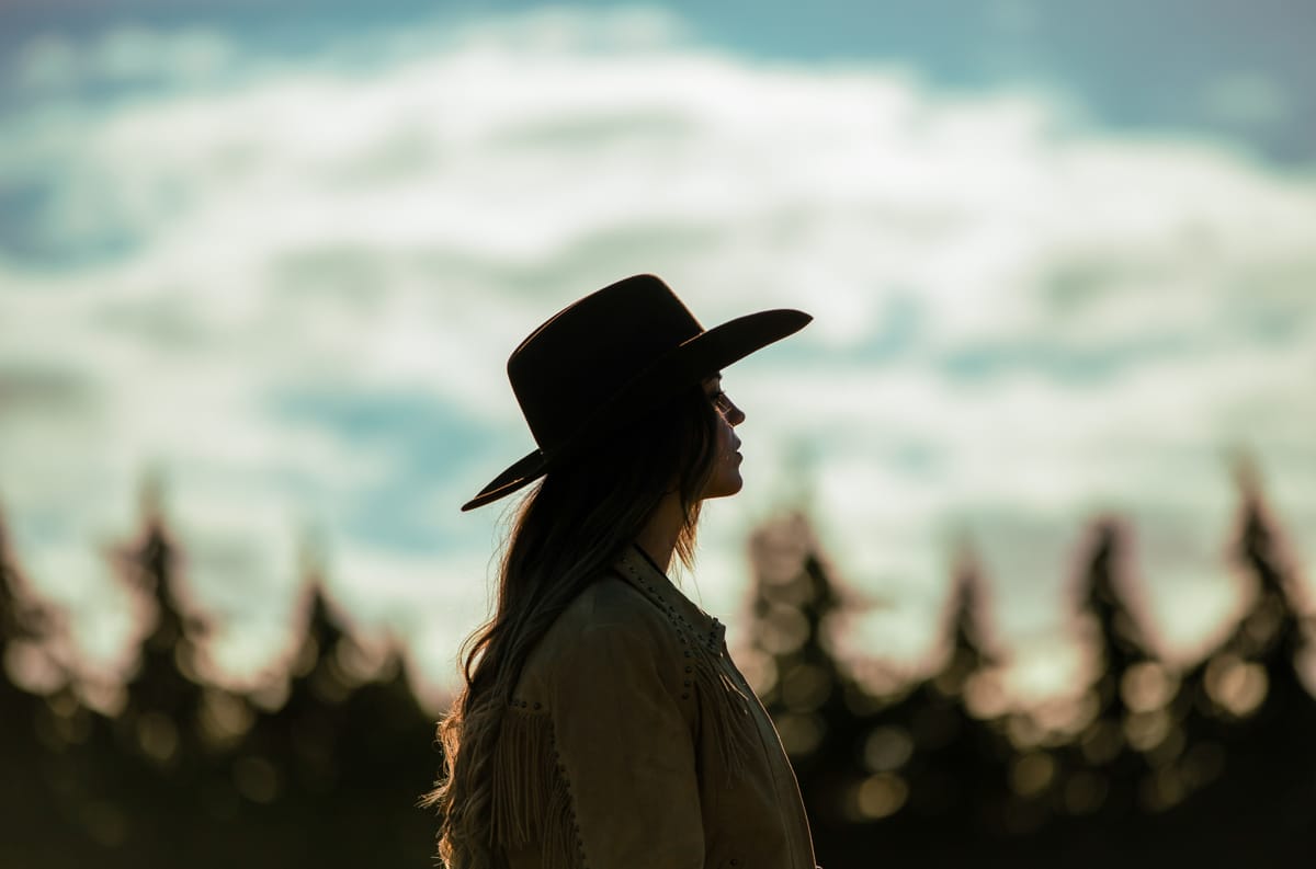 Steffany Beck leans into country-pop with new single ‘Country Strong’