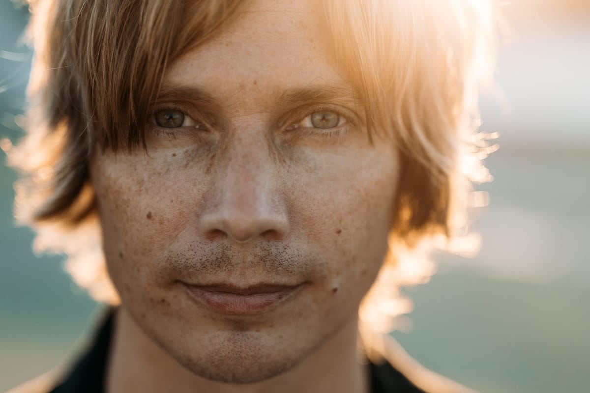 Bomb 6a step onto the scene with debut EP 'Let Love Happen'