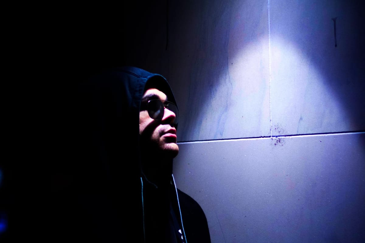 ORPHEU5 taps into the shadows with hypnotic new single 'Dark Love'