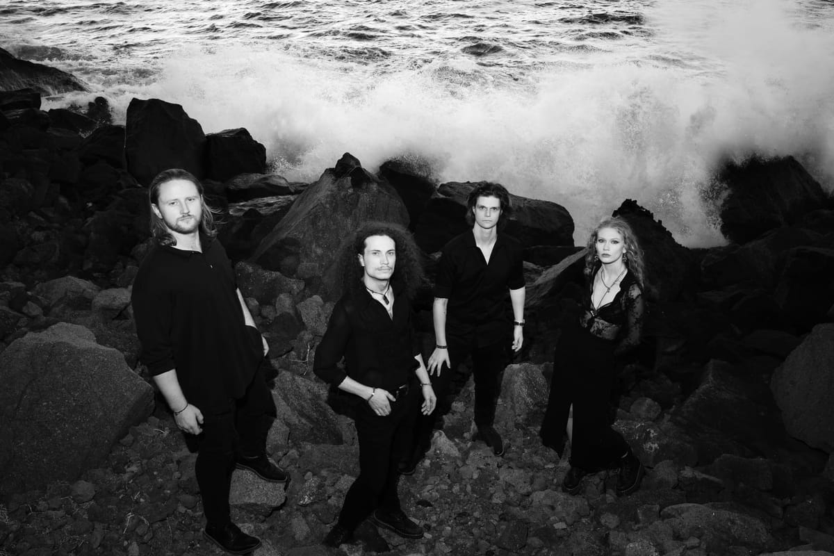 Steampunk Fish unleash their hauntingly heavy anthem ‘Fall of an Idol’