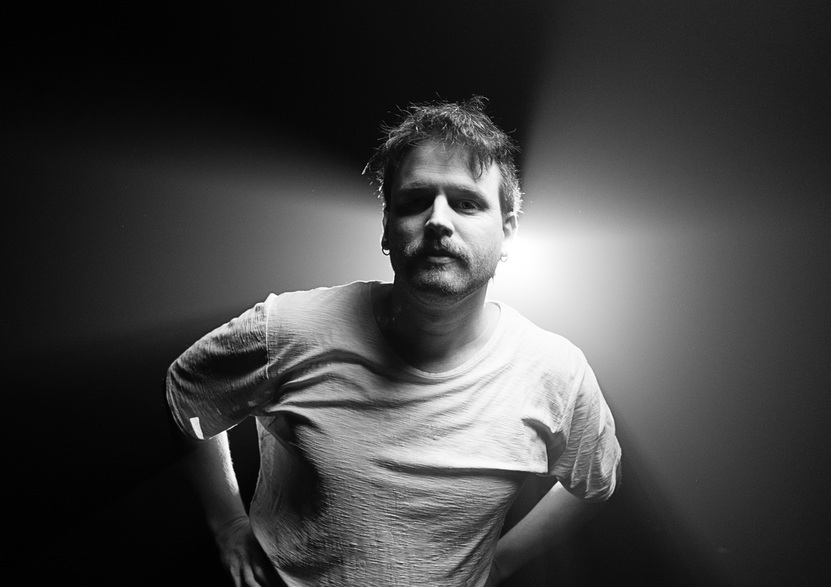 veryhandsomebilly makes every stage feel too small