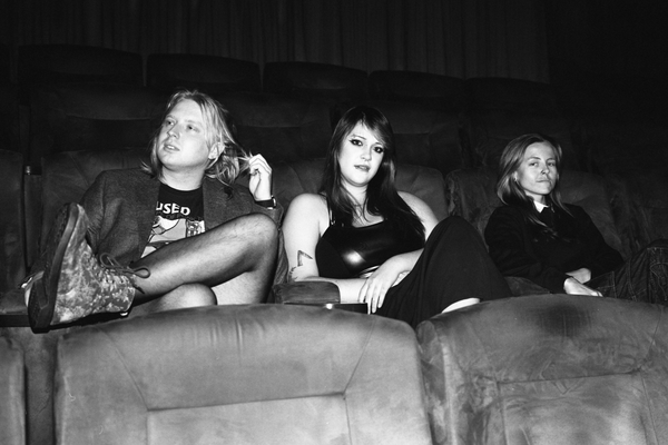 Prosa's debut single 'Decline' is urgent, unruly, and unapologetically hopeful